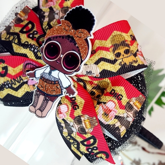 LOT OF X2🍒LOL Doll-D&G Graphics Ribbons Headband⭐Gold Doves Headband - Picture 3 of 7